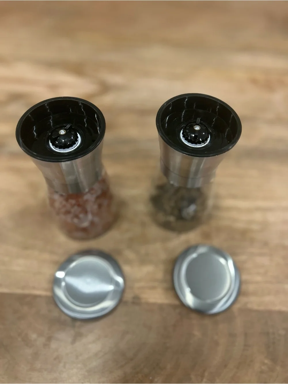 Stainless Steel Spice and Glass Jar & Grinder Set - Clear Glass Jar & Silver Lid